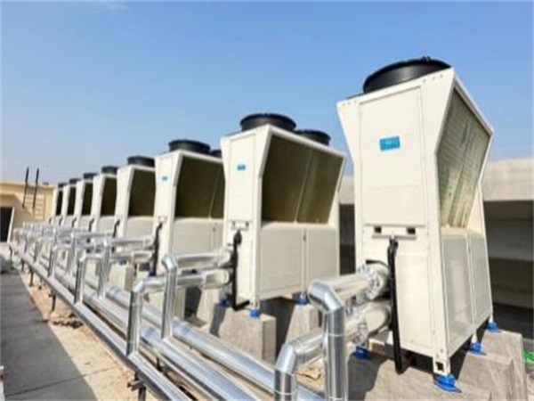 山東學(xué)校空氣能熱水工程建設(shè)廠家