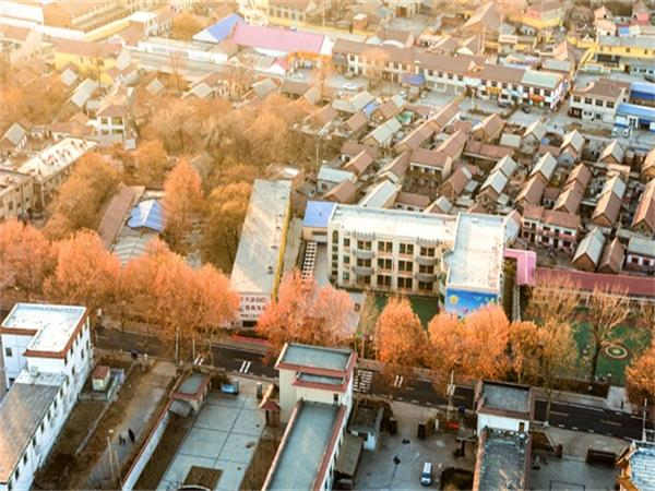 空氣能采暖制冷，開(kāi)啟品質(zhì)生活新篇章